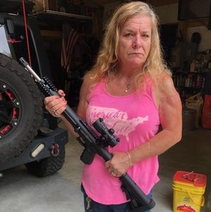 Meet your Posher, Evie